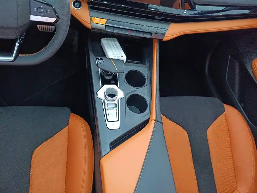 Changan UNI-V 2023 1.5T Sport