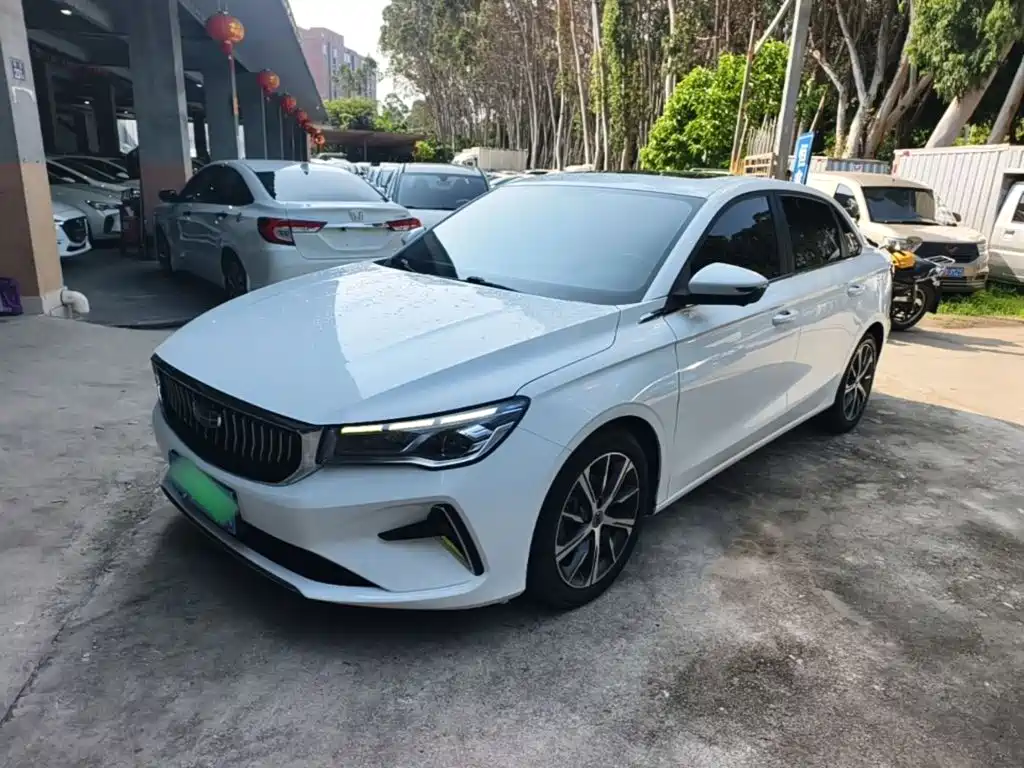 Geely Emgrand — миниатюра 2