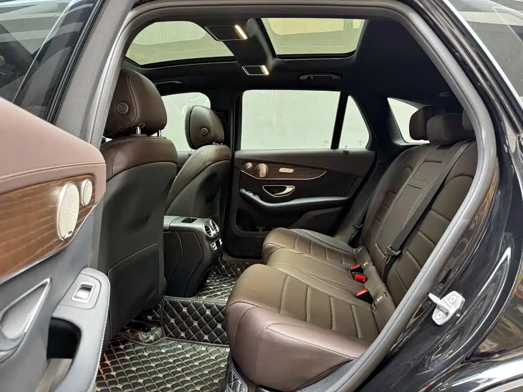 Mercedes-Benz GLC — миниатюра 10