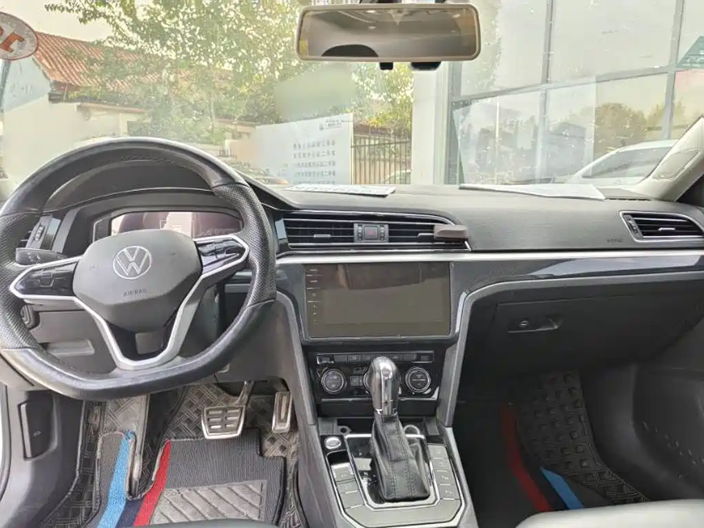 Volkswagen Lamando — миниатюра 23