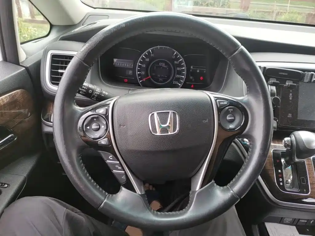 Honda Odyssey — миниатюра 3