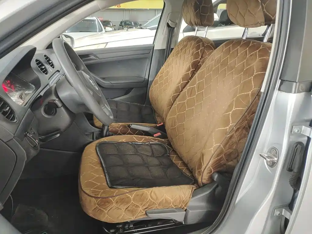 Volkswagen Jetta — миниатюра 15