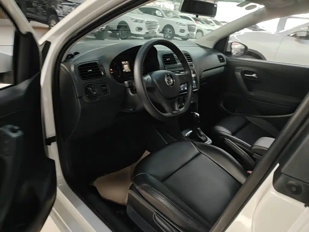 Volkswagen Polo — миниатюра 15
