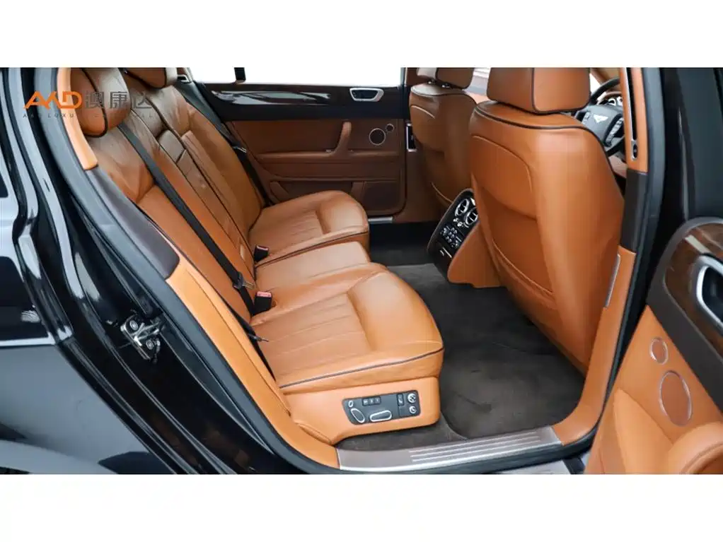 Bentley Flying Spur — миниатюра 8