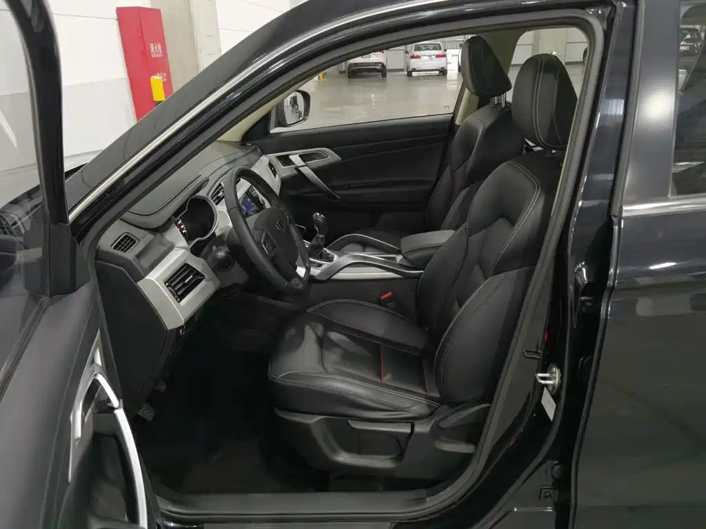 Geely Boyue — миниатюра 10