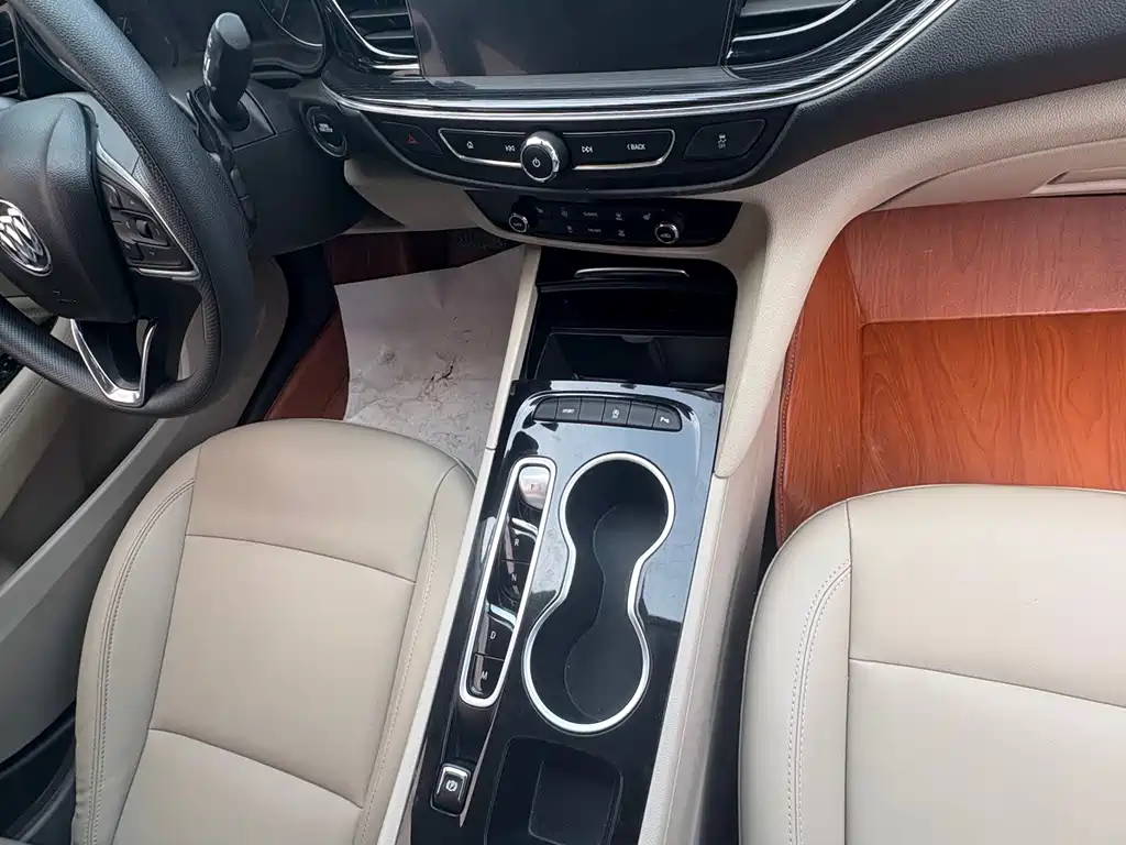 Buick Regal — миниатюра 7