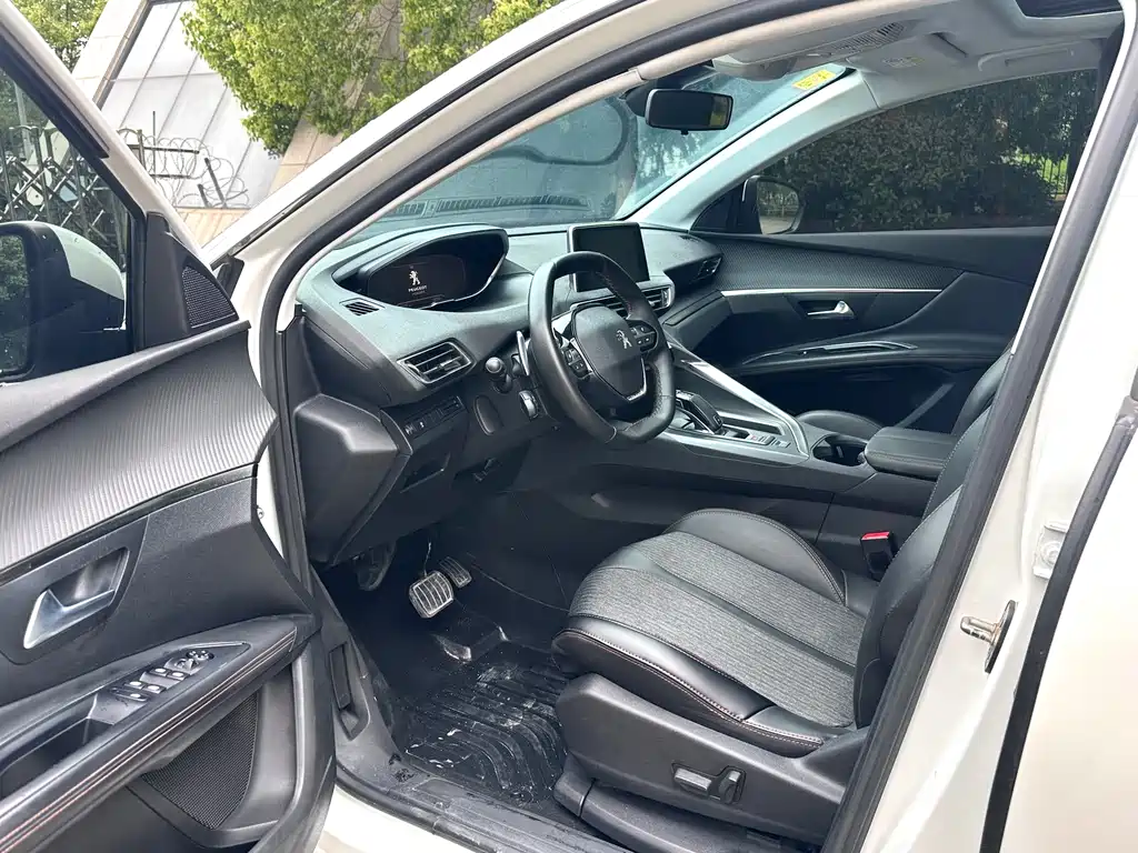Peugeot 5008 — миниатюра 6
