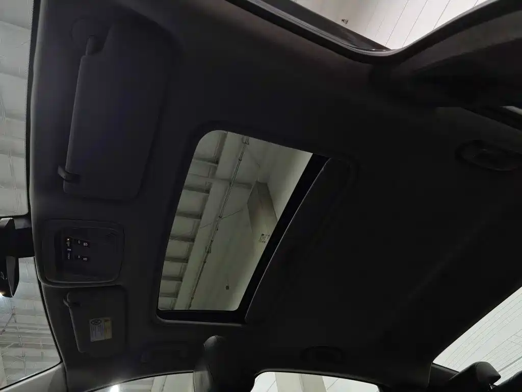 Chevrolet Malibu XL — миниатюра 14