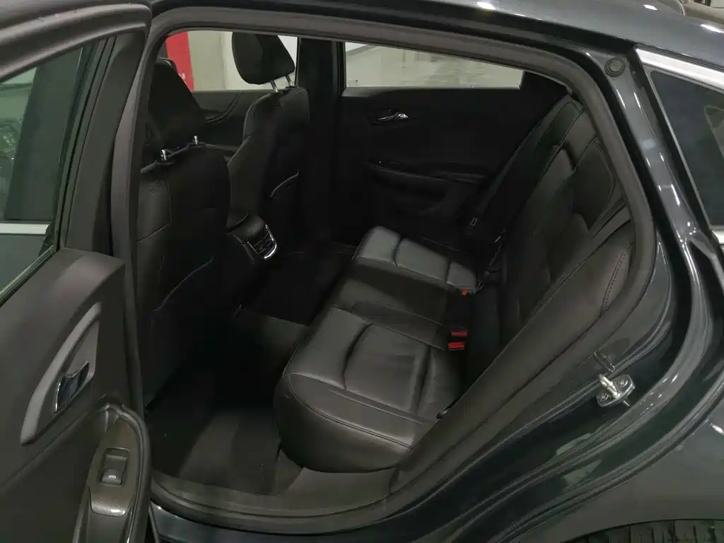 Chevrolet Malibu XL — миниатюра 15