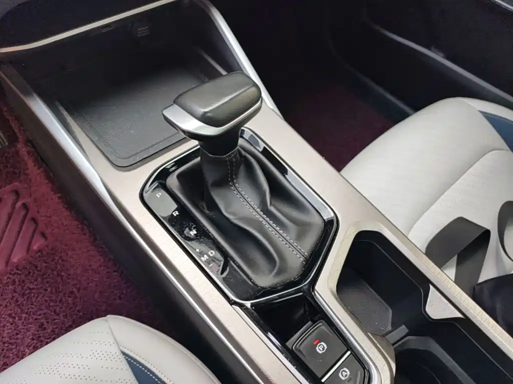Geely Emgrand — миниатюра 14