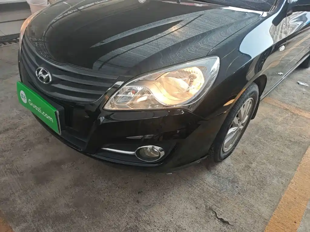 Hyundai Elantra — миниатюра 24