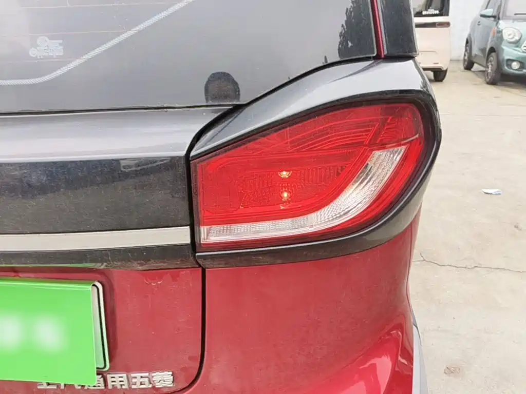 Baojun E100 — миниатюра 24