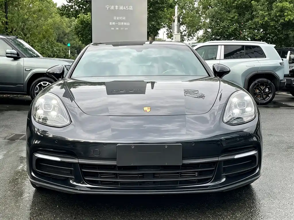 Porsche Panamera — миниатюра 2