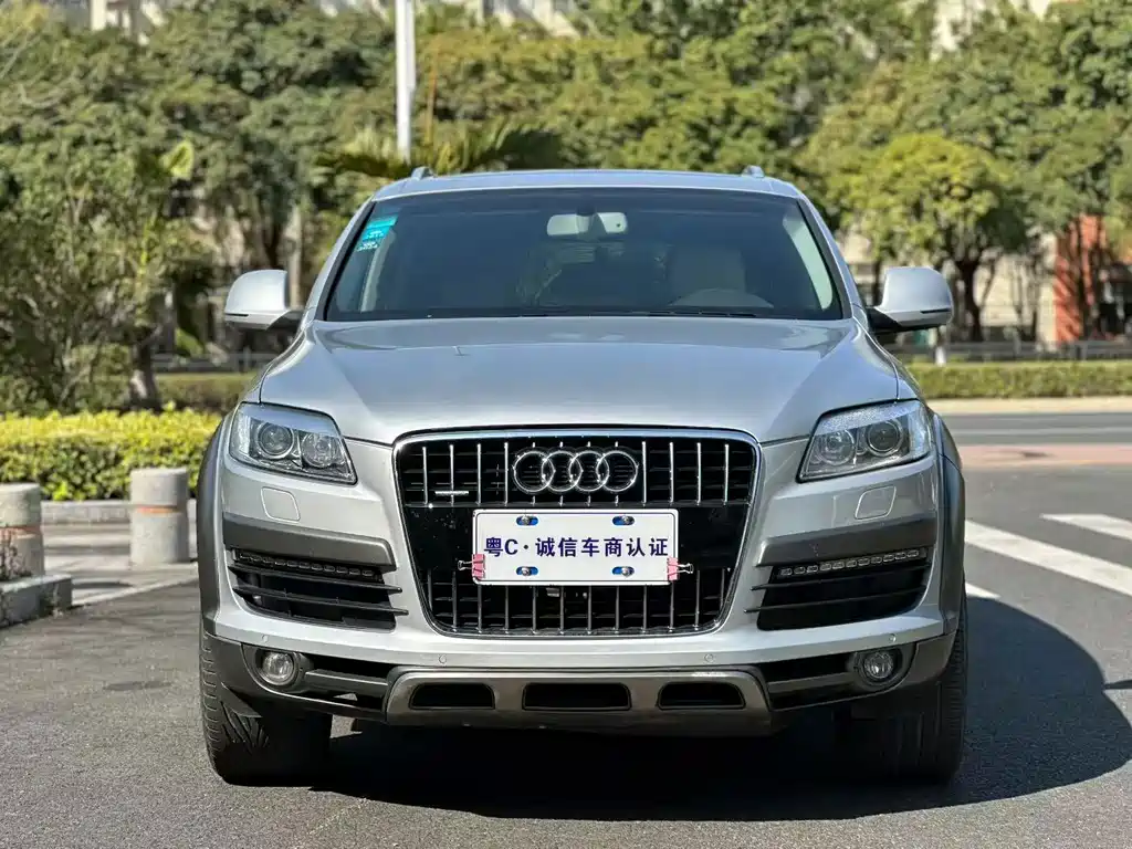 Audi Q7 — миниатюра 3