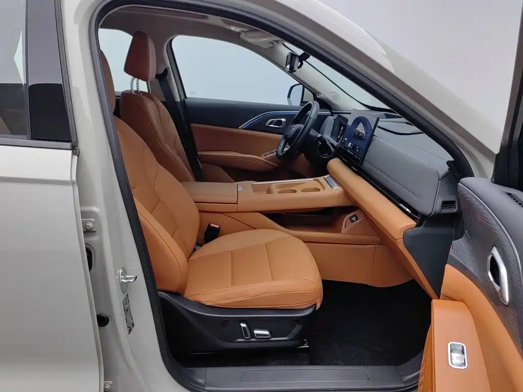 Haval Xiaolong MAX — миниатюра 23