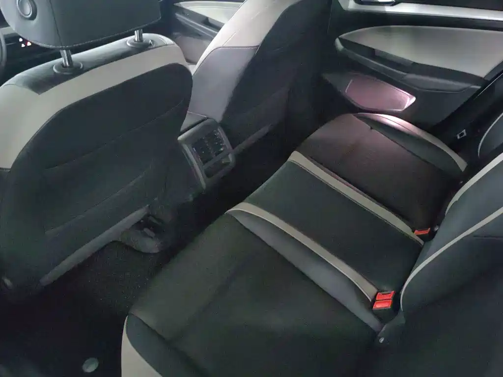 Volkswagen Golf — миниатюра 5