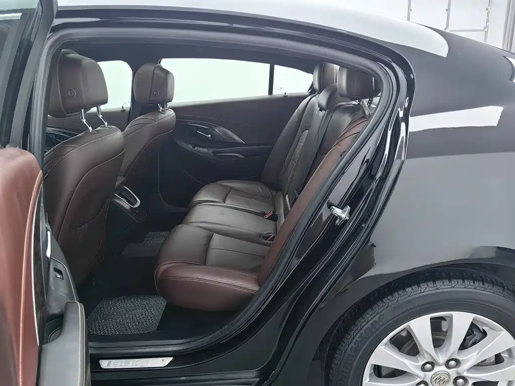 Buick LaCrosse — миниатюра 15