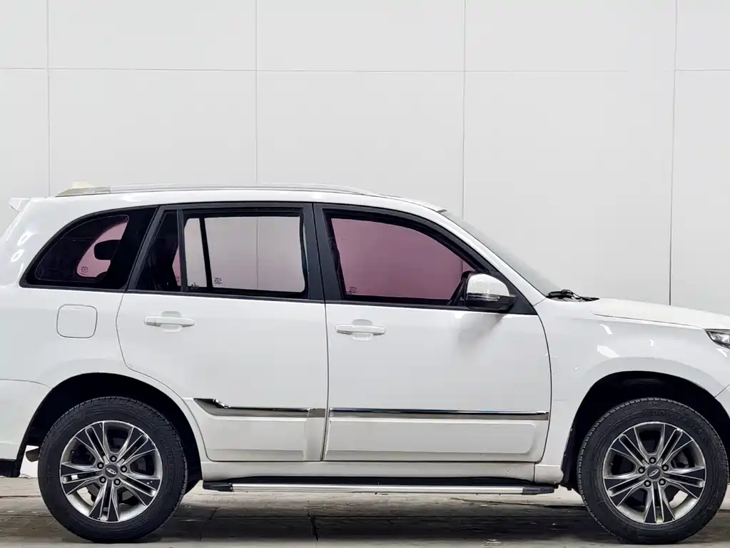 Chery Tiggo 3 3 2015 1.6L MT Sport