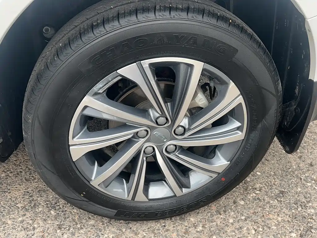 Geely Vision X6 — миниатюра 11