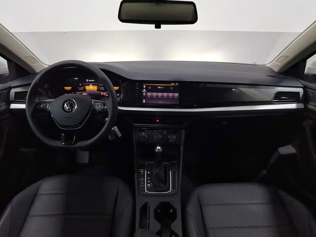 Volkswagen Lavida — миниатюра 5