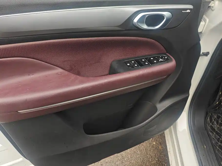 GAC Motor Trumpchi M6 — миниатюра 7