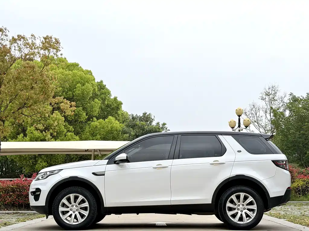 Land Rover Discovery Sport — миниатюра 4