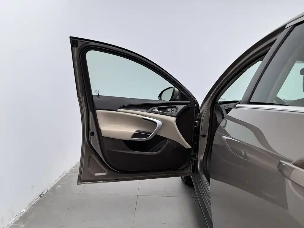 Buick Regal — миниатюра 8