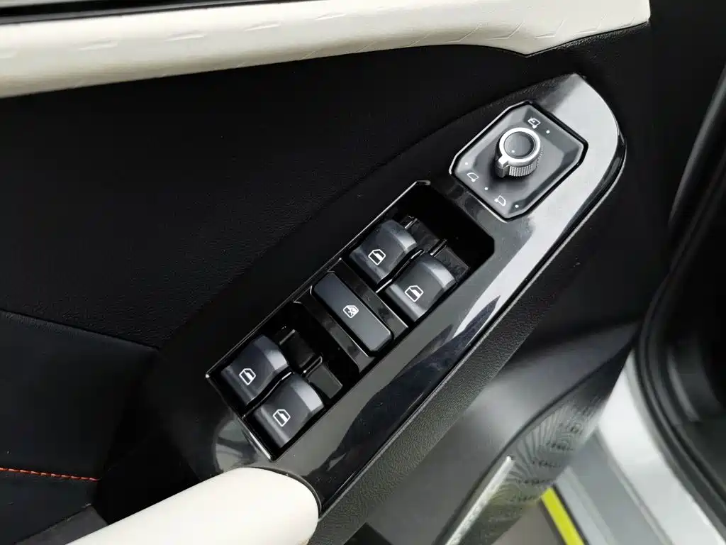 Haval Chitu — миниатюра 9
