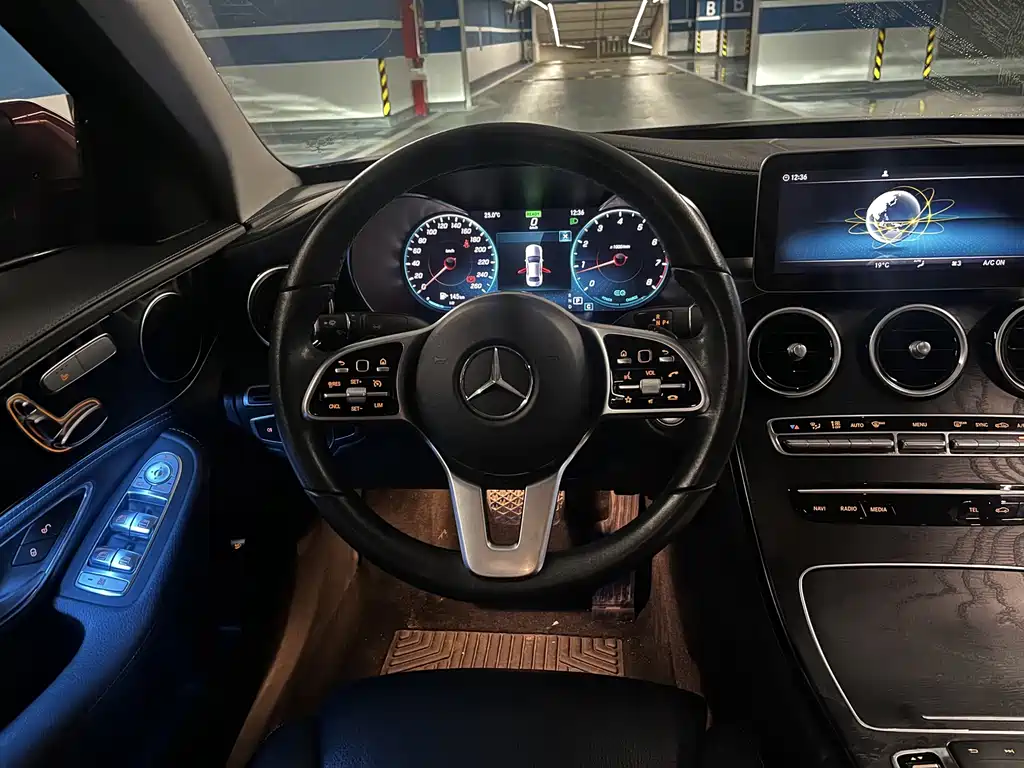 Mercedes-Benz C-Class — миниатюра 10