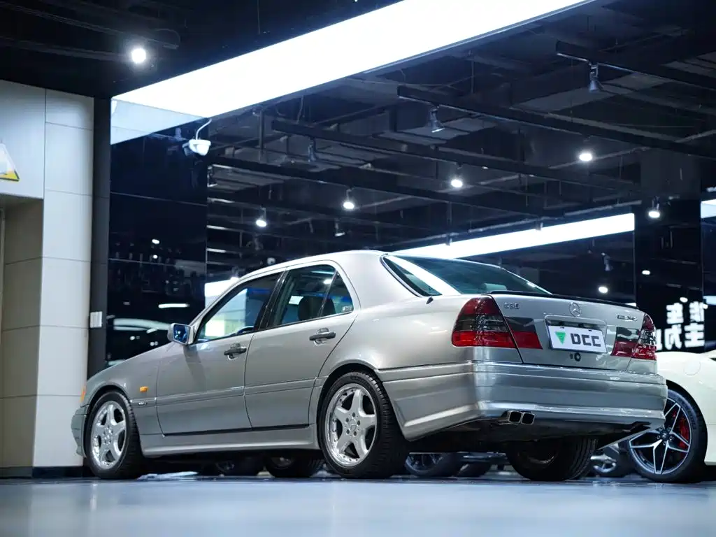 Mercedes-Benz C-Class AMG — миниатюра 6