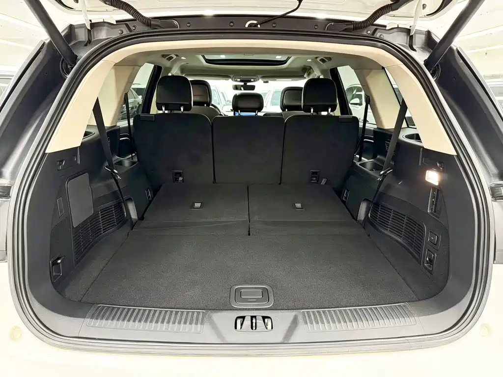 Lincoln Aviator — миниатюра 21