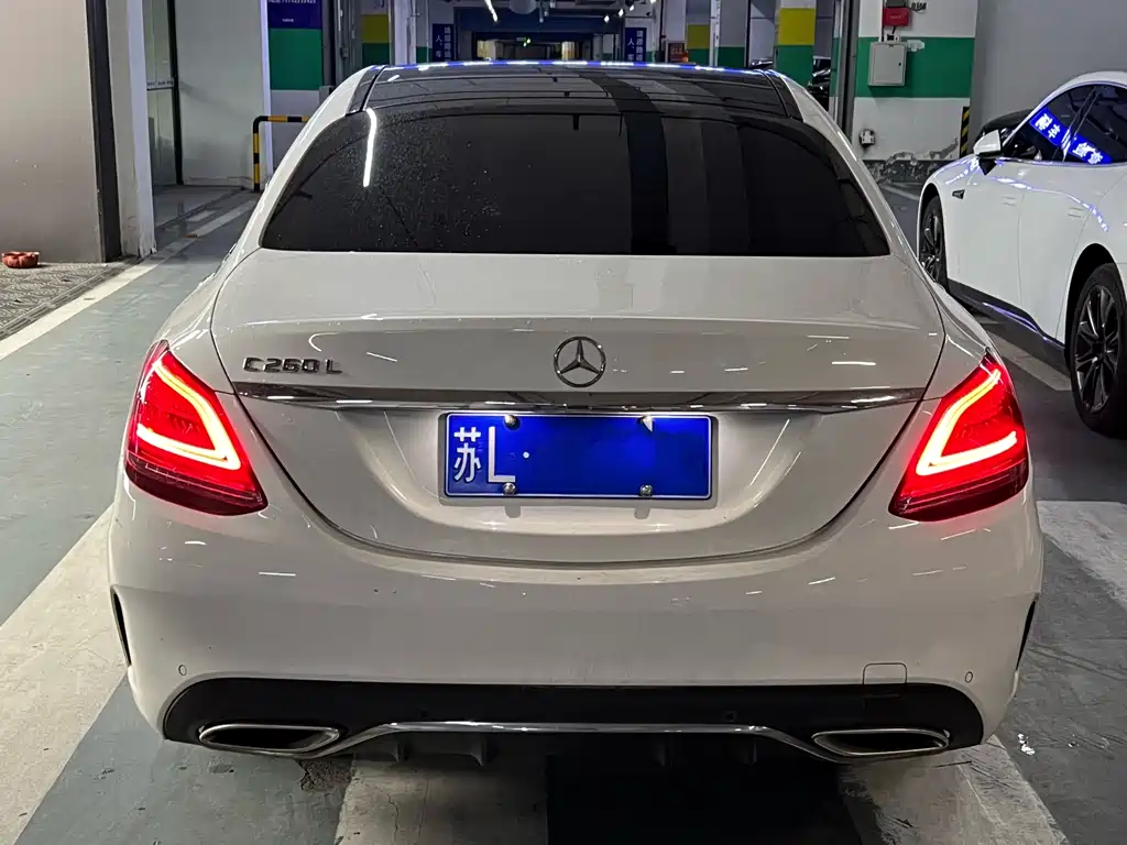 Mercedes-Benz C-Class — миниатюра 3