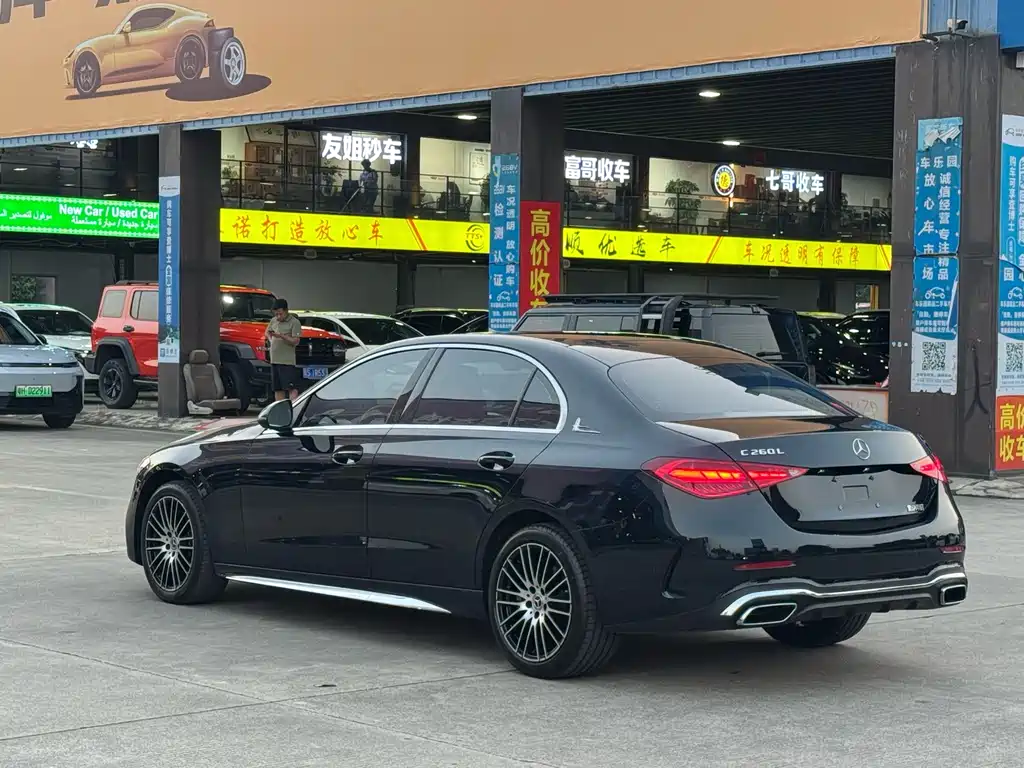 Mercedes-Benz C-Class — миниатюра 18