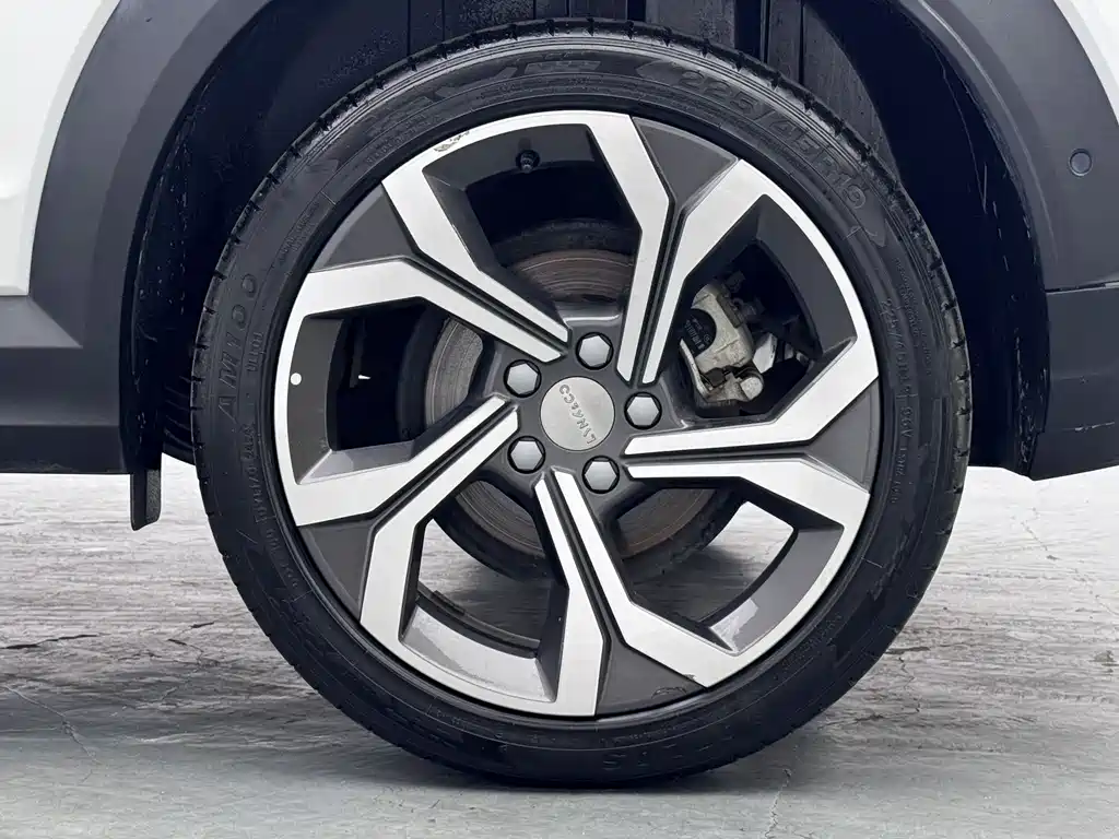Lynk & Co 06 — миниатюра 12