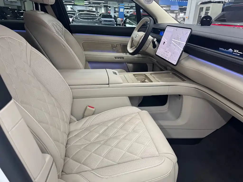 NIO ES8 — миниатюра 3