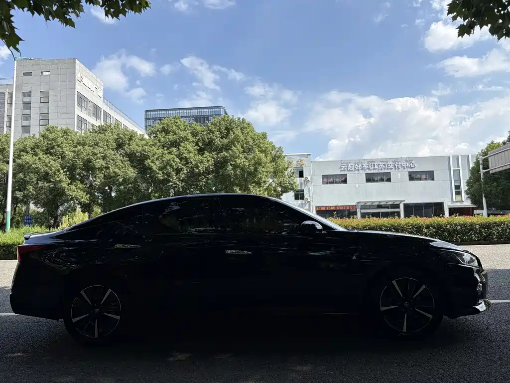 Nissan Teana — миниатюра 7