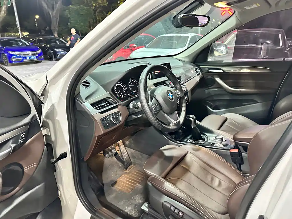 BMW X1 — миниатюра 8