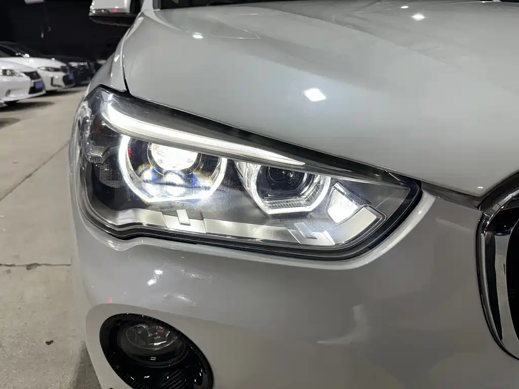 BMW X1 — миниатюра 7