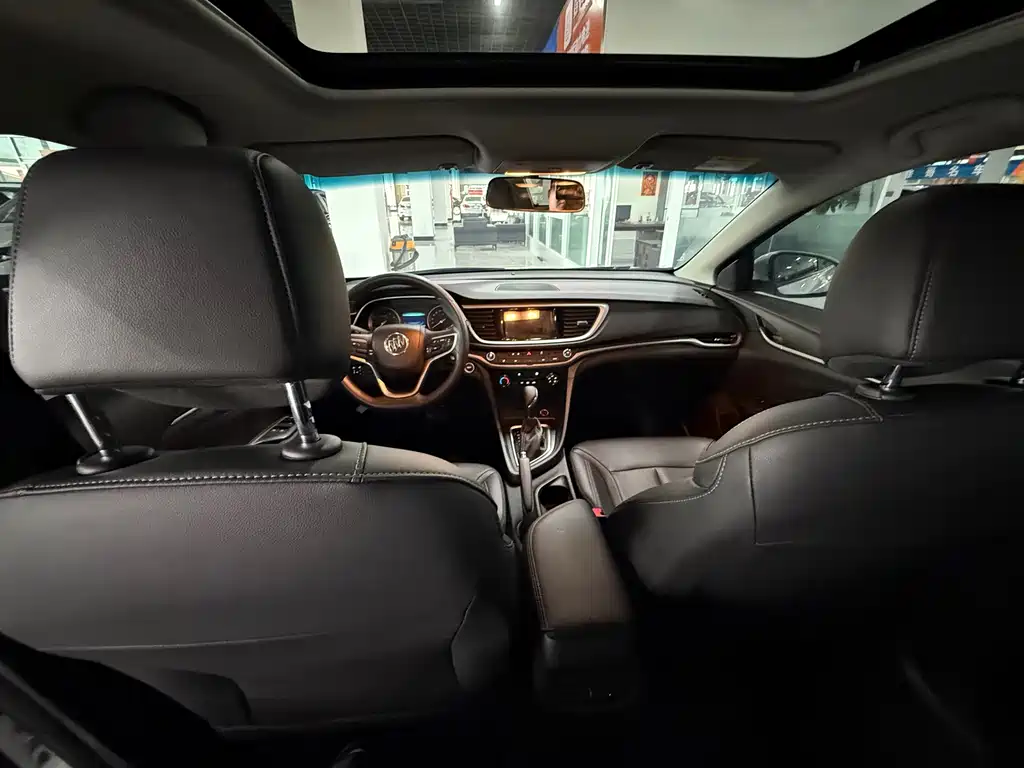 Buick Excelle — миниатюра 6
