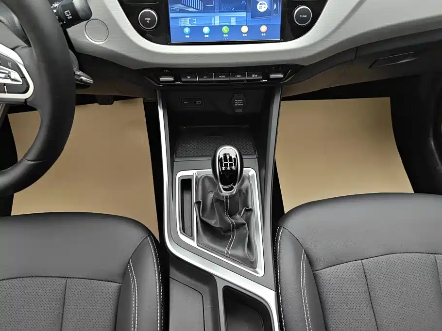 Geely Vision X3 — миниатюра 16