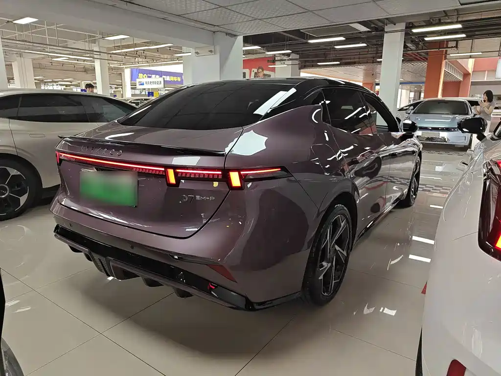Lynk & Co 07 EM-P — миниатюра 14