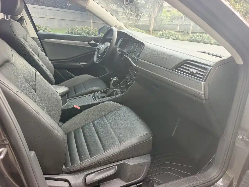 Volkswagen Sagitar — миниатюра 8