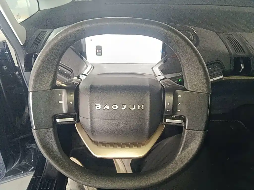 Baojun KiWi EV — миниатюра 11