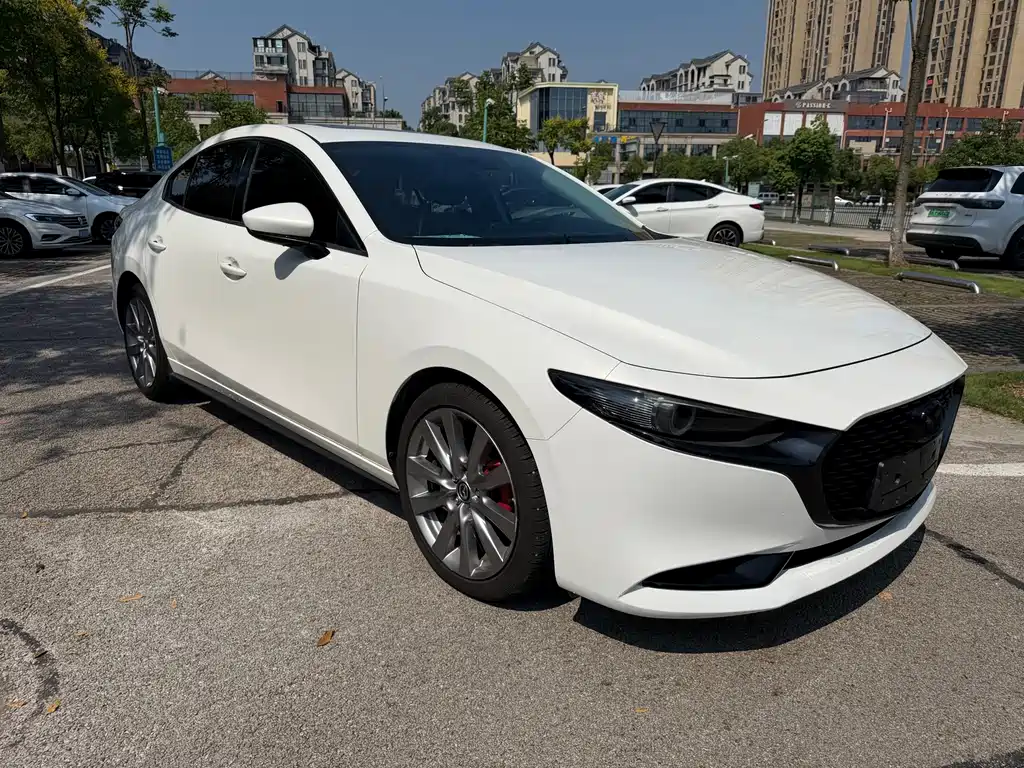 Mazda 3 Axela — миниатюра 3