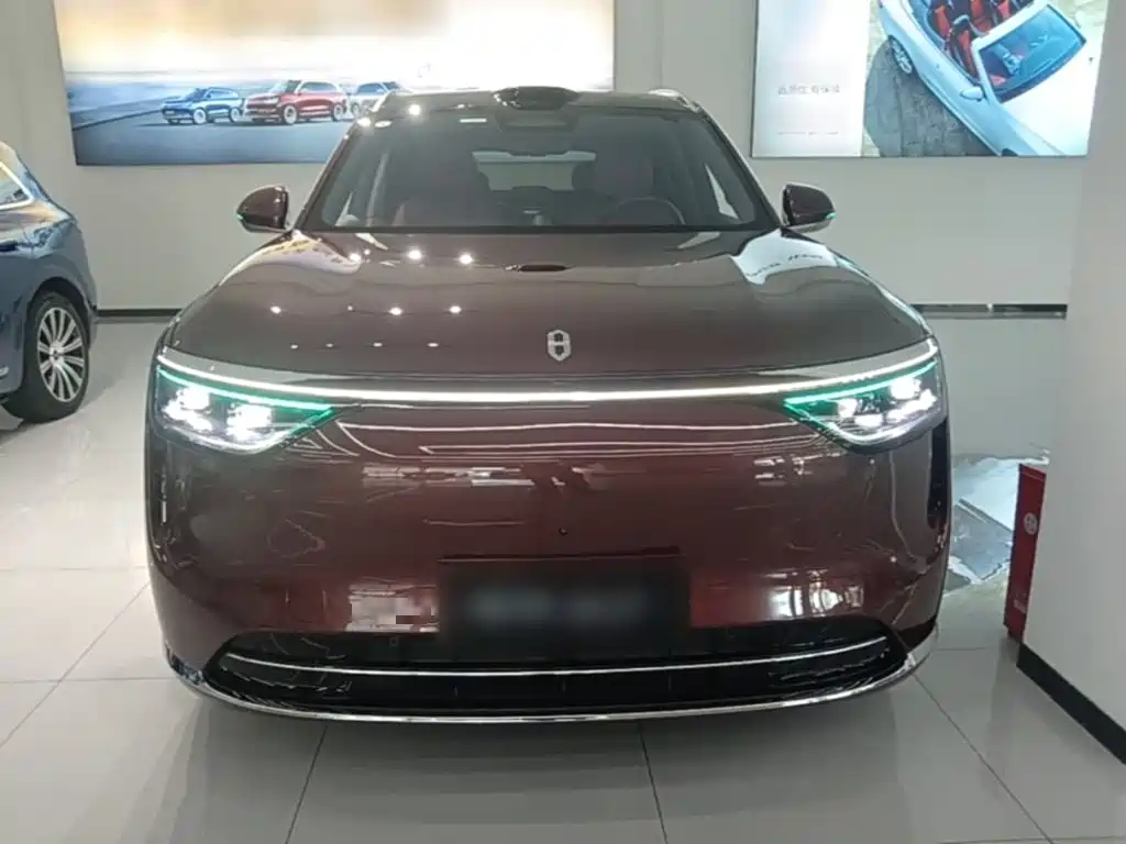 AITO AITO M8 — миниатюра 3