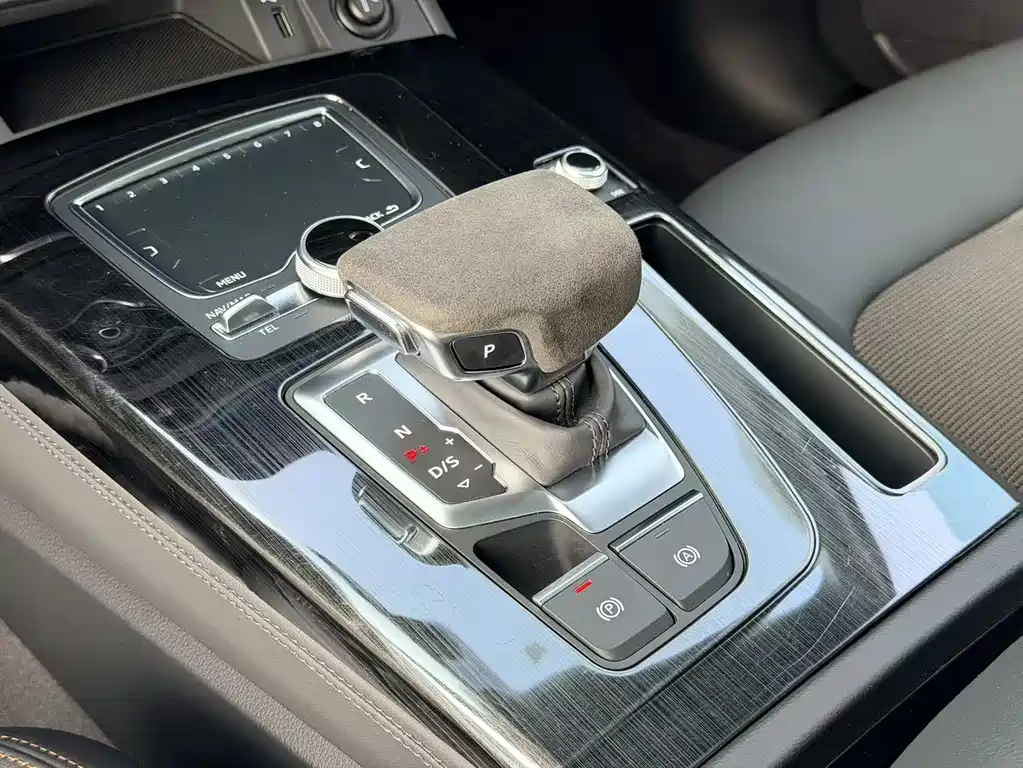 Audi Q5L — миниатюра 19
