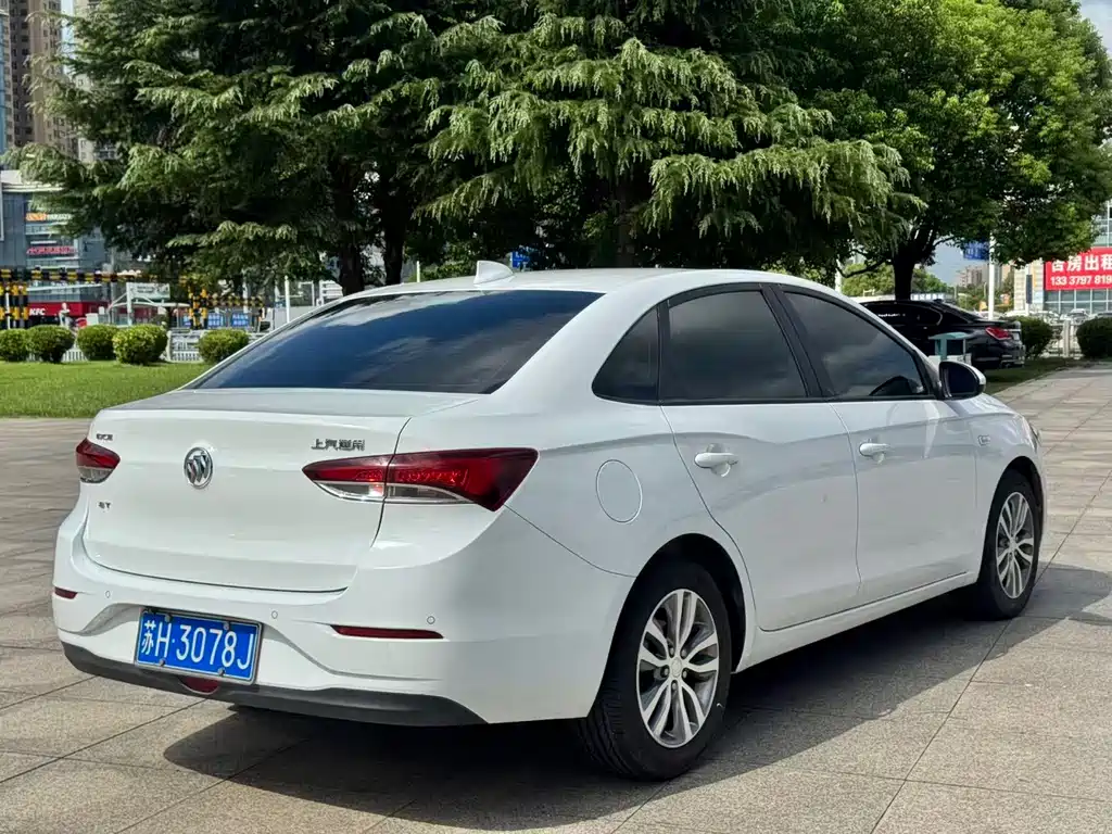 Buick Excelle — миниатюра 7