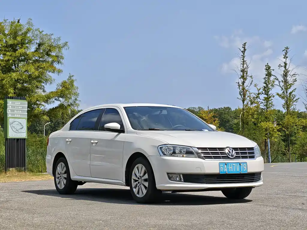 Volkswagen Lavida — миниатюра 3