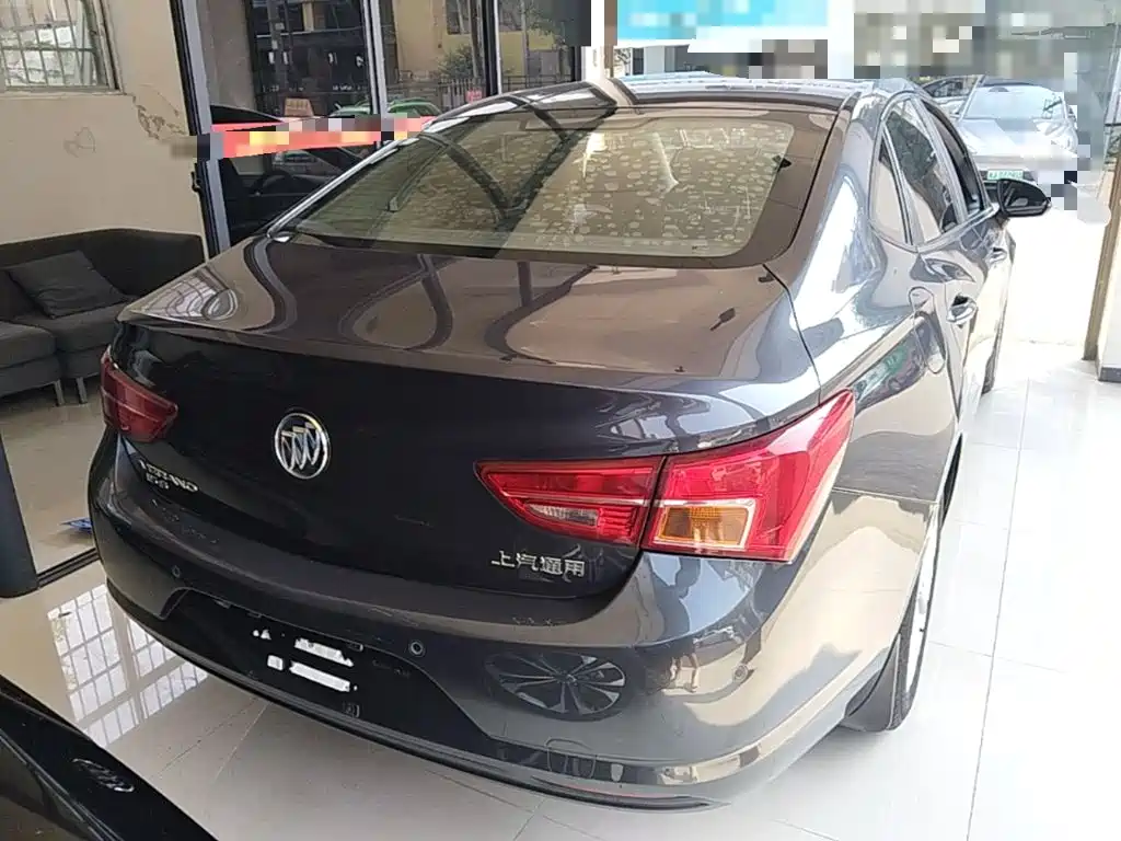 Buick Verano — миниатюра 6