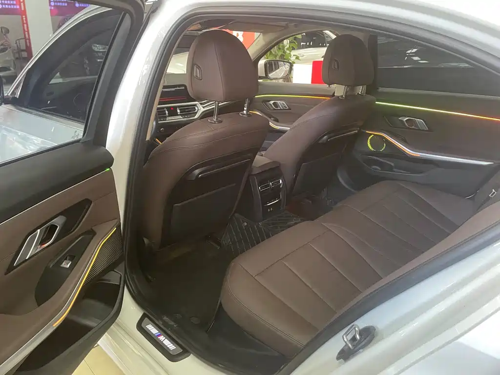 BMW 3 Series — миниатюра 6